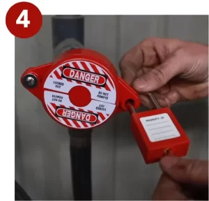 Paso 4 para manipular un dispositivo de bloqueo de valvulas LOTO SGVL Marca Alefman